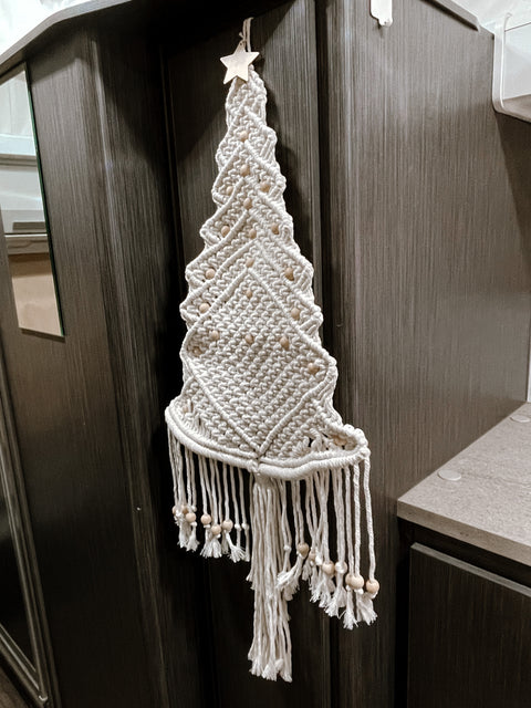 Macrame hanging Christmas tree