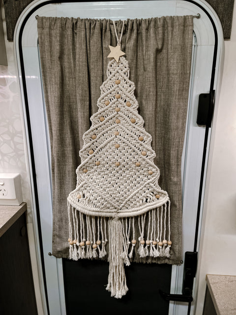 Macrame hanging Christmas tree