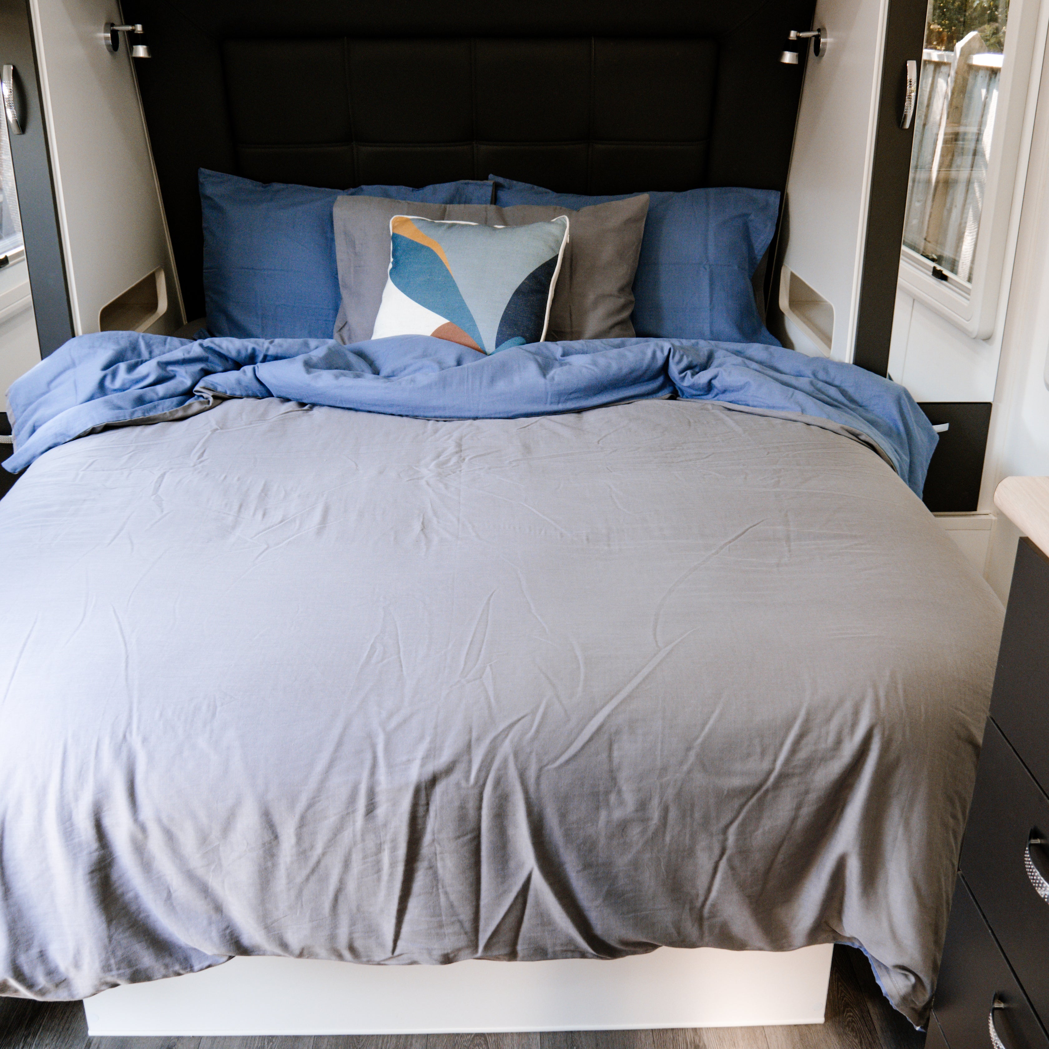 Queen size doona cover Wild and Wandering