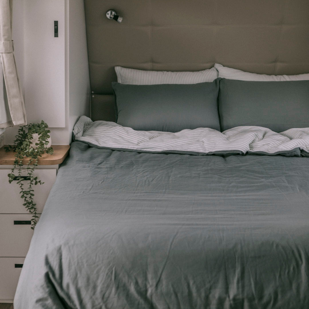 Queen size doona cover Wild and Wandering