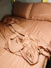 Load image into Gallery viewer, Caravan queen bed flat sheet

