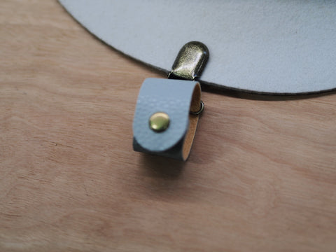 Hat clip