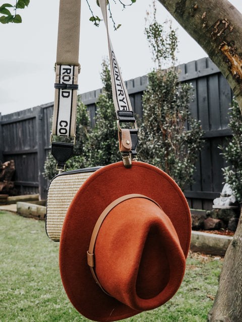 Hat clip