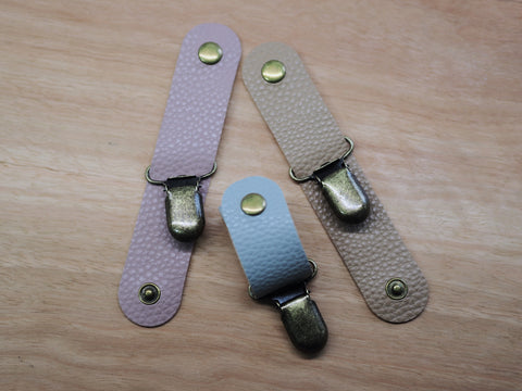 Hat clip